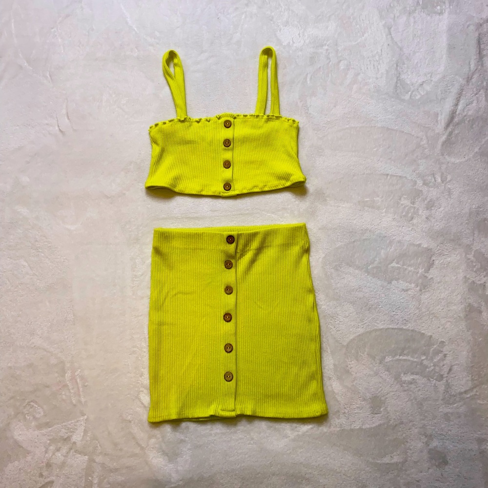 Forever 21- Mini Neon Green matching set